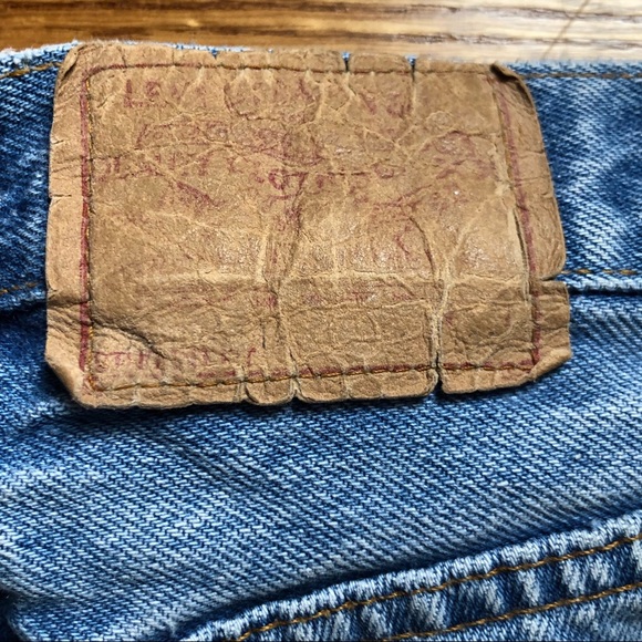 Super rare tiny vintage 701 Levi’s. Student fit. - Picture 3 of 9